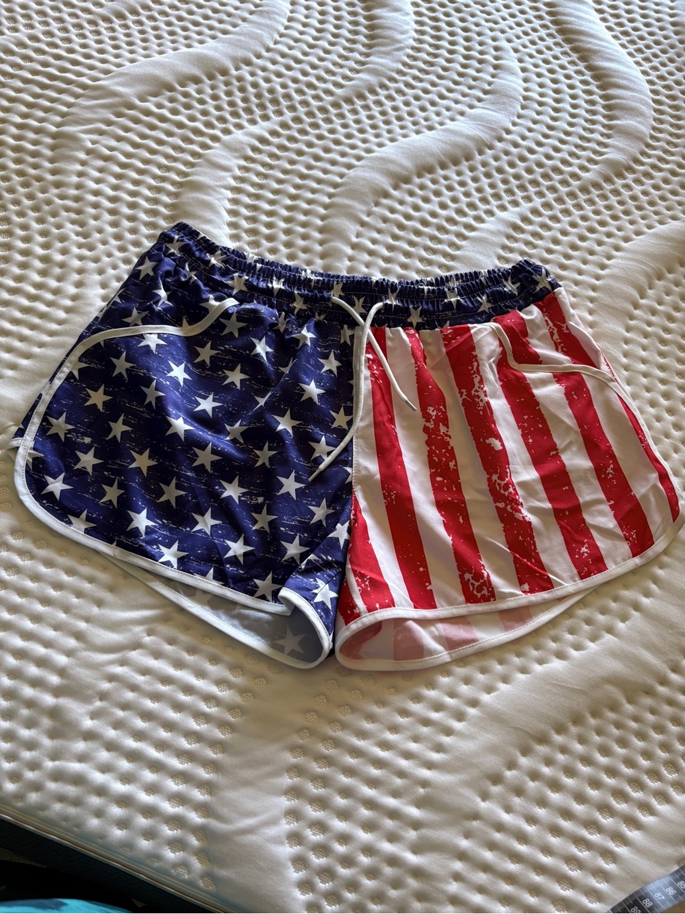 Women's American Flag Print Athletic Shorts - Red & Blue